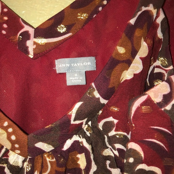 Ann Taylor Red & Gold Floral Top - Stunning - Picture 2 of 4